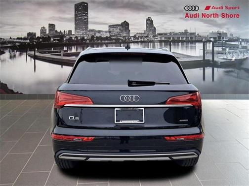 2021 Audi Q5 45 Premium