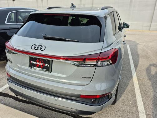 2023 Audi Q4 e-tron Prestige 50 quattro