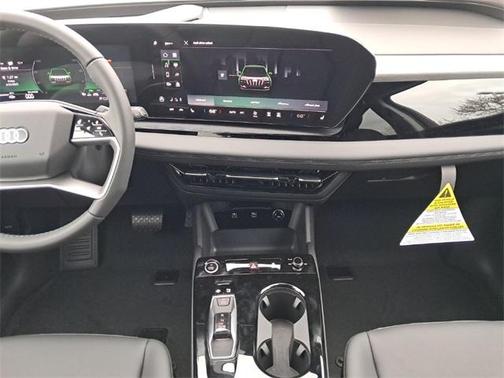 2025 Audi Q6 e-tron Premium Plus quattro