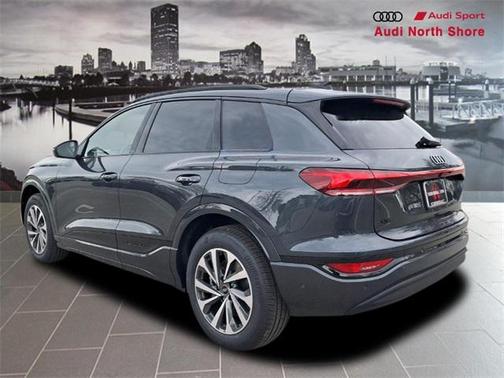 2025 Audi Q6 e-tron Premium Plus quattro