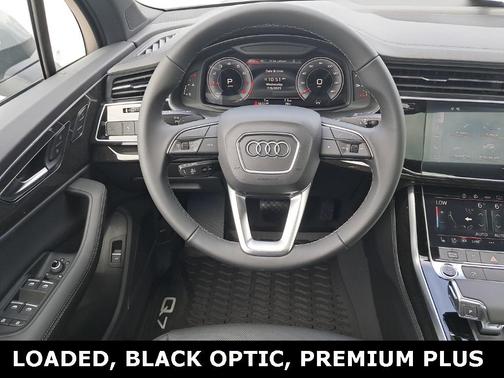 2025 Audi Q7 45 Premium Plus