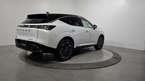 White / Black 2026 Nissan Murano Platinum