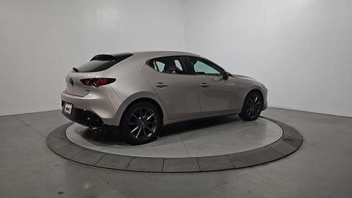Platinum Quartz Metallic 2024 Mazda Mazda3 FWD w/Preferred Package