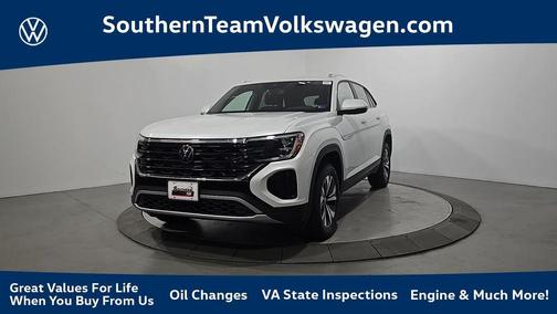 Opal White Pearl 2026 Volkswagen Atlas Cross Sport 2.0T SE