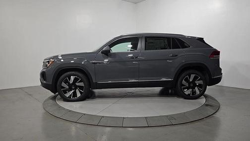 2026 Volkswagen Atlas Cross Sport 2.0T SEL