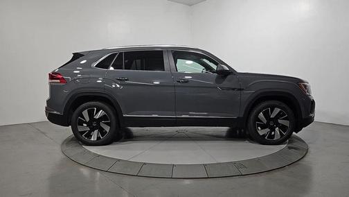 2026 Volkswagen Atlas Cross Sport 2.0T SEL