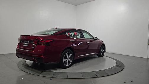 2021 Nissan Altima 2.5 SL