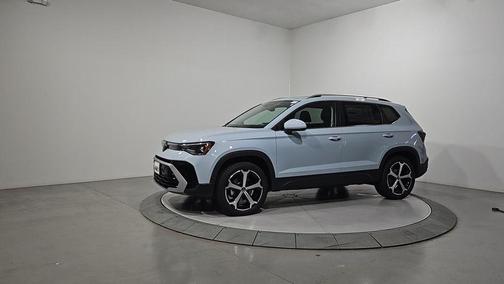 2025 Volkswagen Taos 1.5T SEL