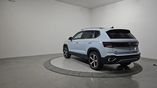 2025 Volkswagen Taos 1.5T SEL