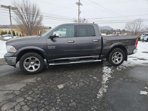 2015 RAM 1500 Laramie