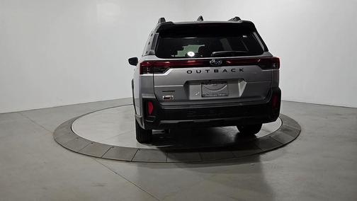 Ice Silver Metallic 2026 Subaru Outback Limited