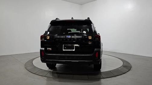 Crystal Black Silica 2026 Subaru Outback Wilderness