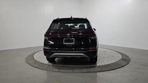 Deep Black 2026 Volkswagen Taos 1.5T S