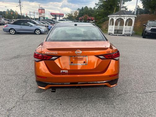 2025 Nissan Sentra SR