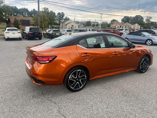 2025 Nissan Sentra SR