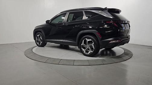 Black Pearl 2024 Hyundai TUCSON SEL