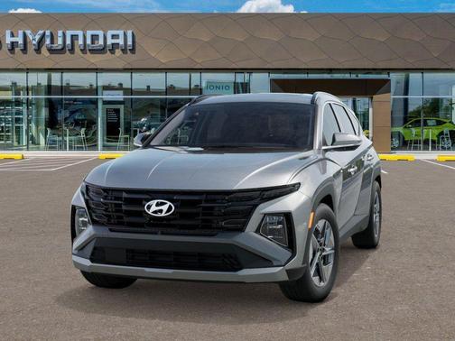 Shimmering Silver 2026 Hyundai TUCSON SEL Premium