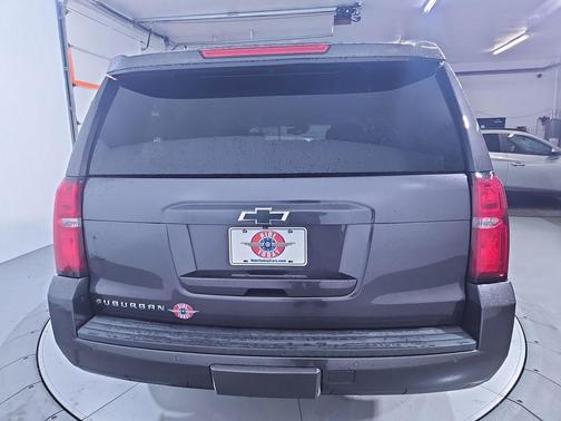2017 Chevrolet Suburban LT