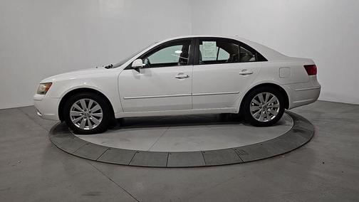 2010 Hyundai SONATA GLS