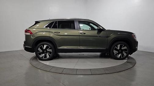2026 Volkswagen Atlas Cross Sport 2.0T SEL