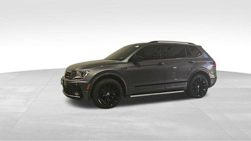 2020 Volkswagen Tiguan 2.0T SE R-Line Black