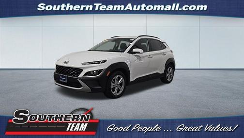 Lunar White 2022 Hyundai KONA SEL