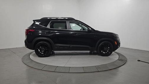 2024 Kia Seltos X-Line