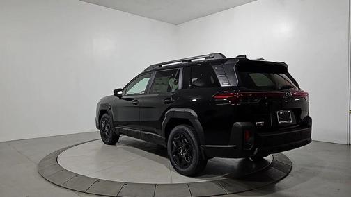 Crystal Black Silica 2026 Subaru Outback Limited