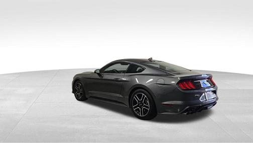 2021 Ford Mustang EcoBoost