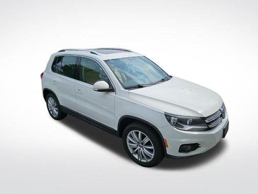 Candy White 2013 Volkswagen Tiguan SE