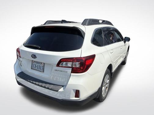Crystal White Pearl 2016 Subaru Outback 2.5i Premium