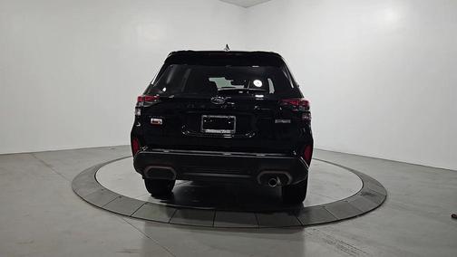 2025 Subaru Forester Hybrid Sport