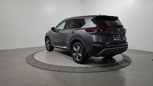 Gun Metallic 2021 Nissan Rogue SL