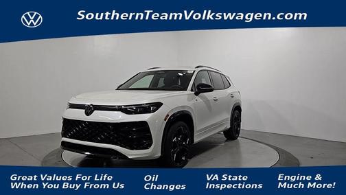 2025 Volkswagen Tiguan 2.0T SE R-Line Black