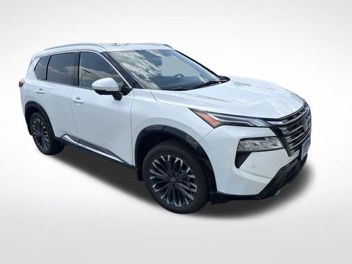 White Pearl 2024 Nissan Rogue Platinum