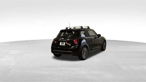 2025 MINI Hardtop ICONIC