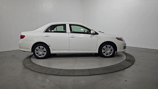 Super White 2010 Toyota Corolla LE