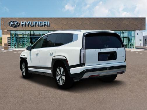 Snow White Pearl 2026 Hyundai IONIQ 9 SEL