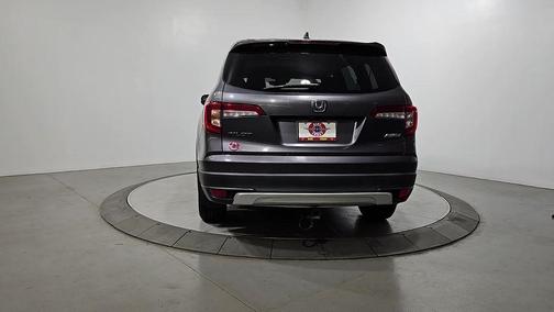 Modern Steel Metallic 2019 Honda Pilot EX-L