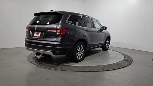 Modern Steel Metallic 2019 Honda Pilot EX-L