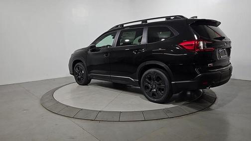 Crystal Black Silica 2026 Subaru Ascent Onyx Edition Touring
