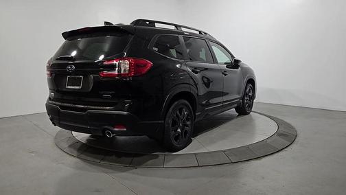 Crystal Black Silica 2026 Subaru Ascent Onyx Edition Touring