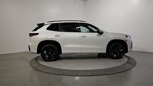 Opal White Pearl 2026 Volkswagen Tiguan 2.0T SE R-Line Black