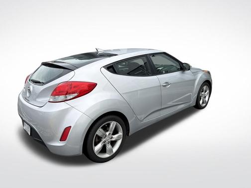 Ironman Silver Metallic 2015 Hyundai Veloster Base