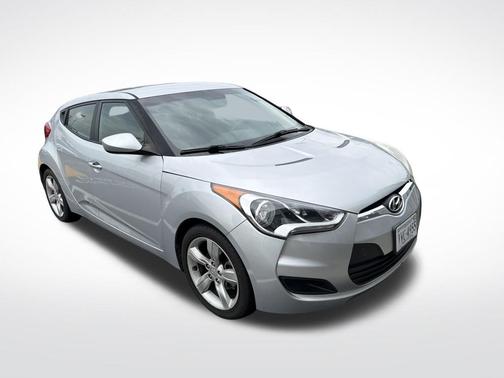 Ironman Silver Metallic 2015 Hyundai Veloster Base