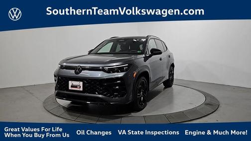 Platinum Gray Metallic 2026 Volkswagen Tiguan 2.0T SE R-Line Black