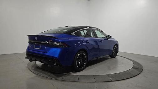 2t Blu Blk Roof 2026 Nissan Sentra SR