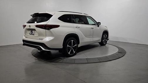 2021 Toyota Highlander XSE