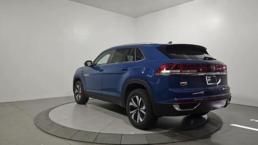 2025 Volkswagen Atlas Cross Sport 2.0T SE