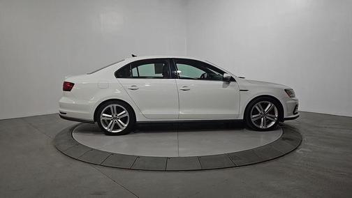 2017 Volkswagen Jetta GLI
